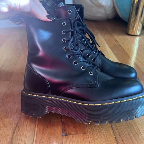 MENS 9 JADON Doc Marten boots - Picture 1 of 4